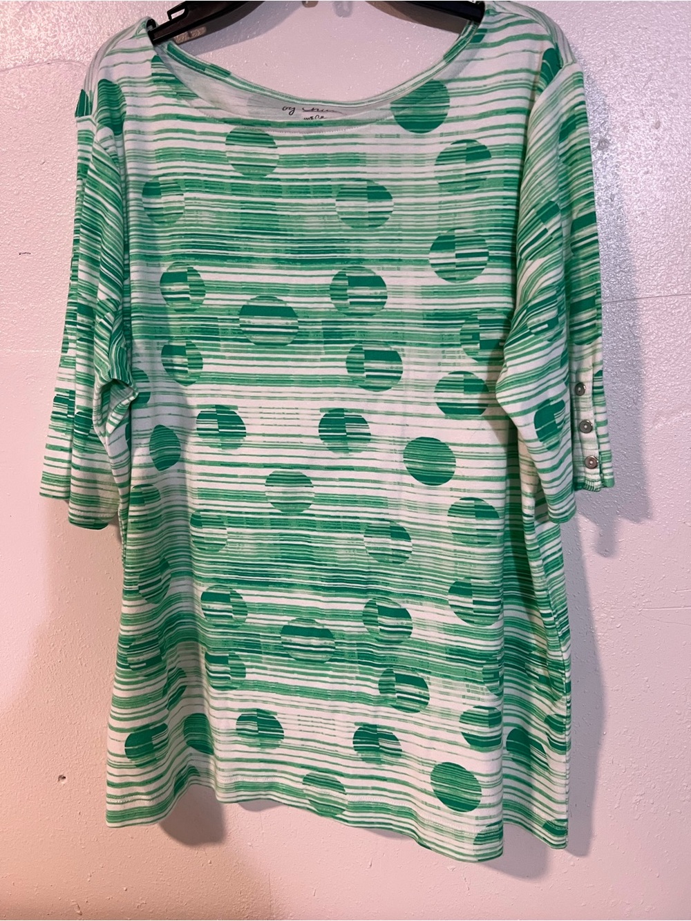 Chico's White Top with Green Stripe Accents 100% cotton size L